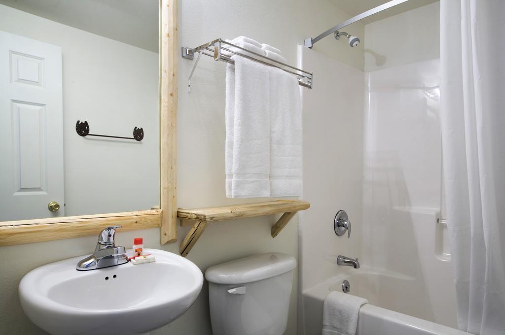 ซูเปอร์ 8 บาย วินด์แฮม พาวเวลล์ Hotel Powell ห้อง รูปภาพ